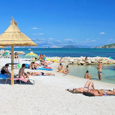 Apartment By The Sea - 15752 Trogir